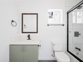 6830 Hazeltine Avenue, Van Nuys CA 91405