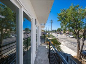 6830 Hazeltine Avenue, Van Nuys CA 91405