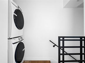 6830 Hazeltine Avenue, Van Nuys CA 91405