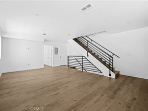 6830 Hazeltine Avenue, Van Nuys CA 91405