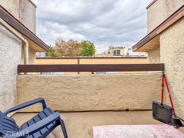 543 W Stocker, Glendale CA 91202