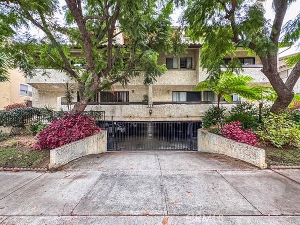 543 W Stocker, Glendale CA 91202