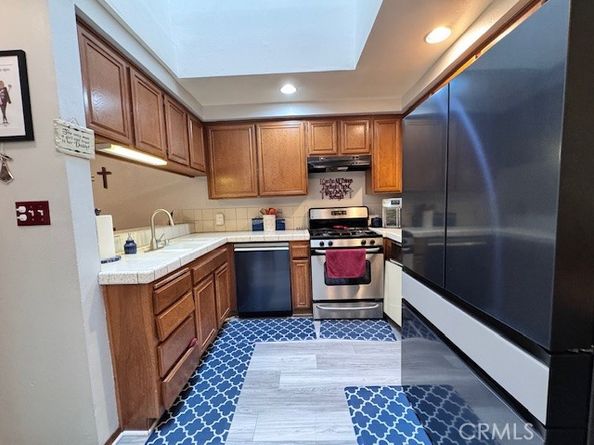 543 W Stocker, Glendale CA 91202