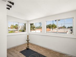 4225 E 3rd Street, Long Beach CA 90814