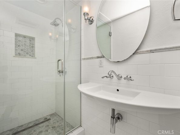 4225 E 3rd Street, Long Beach CA 90814