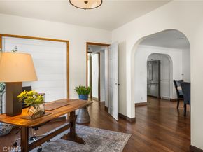 4225 E 3rd Street, Long Beach CA 90814