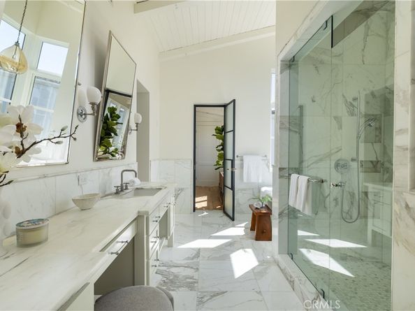 2217 Laurel Place, Newport Beach CA 92663