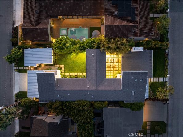 2217 Laurel Place, Newport Beach CA 92663