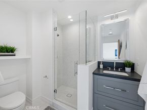 723 Balboa Avenue, Laguna Beach CA 92651