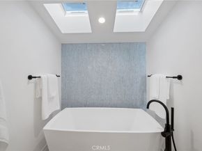 723 Balboa Avenue, Laguna Beach CA 92651