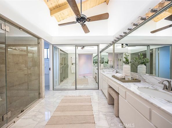 16611 Carousel Lane, Huntington Beach CA 92649