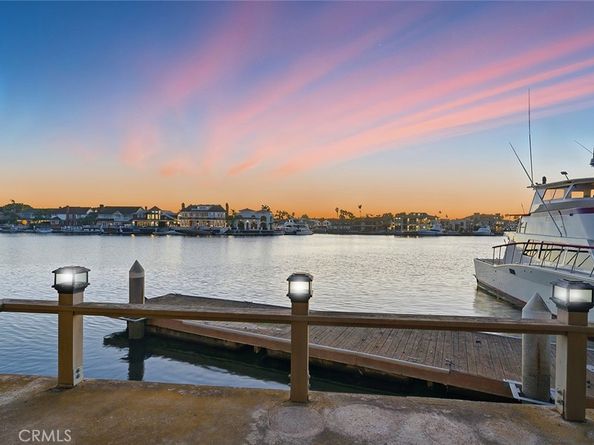 16611 Carousel Lane, Huntington Beach CA 92649