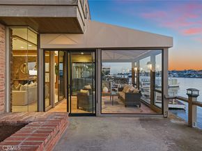 16611 Carousel Lane, Huntington Beach CA 92649