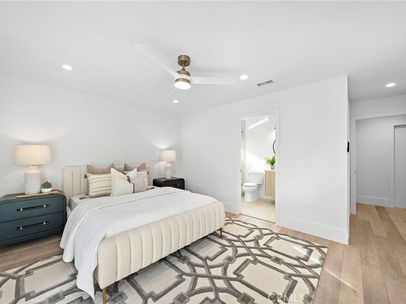 5262 Glenroy Dr, Huntington Beach CA 92649