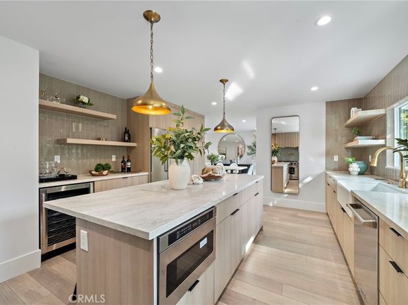 5262 Glenroy Dr, Huntington Beach CA 92649