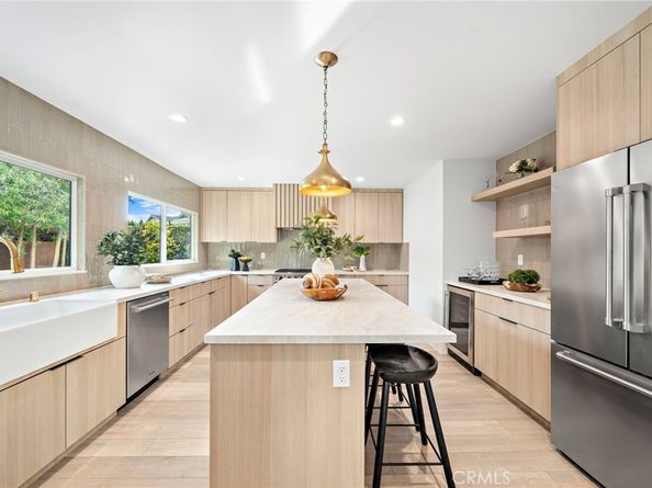 5262 Glenroy Dr, Huntington Beach CA 92649