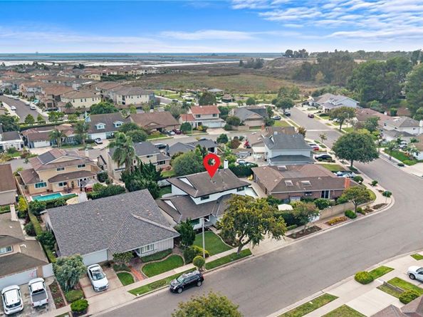 5262 Glenroy Dr, Huntington Beach CA 92649