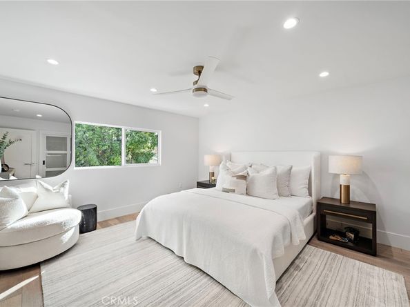 5262 Glenroy Dr, Huntington Beach CA 92649