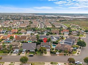 5262 Glenroy Dr, Huntington Beach CA 92649