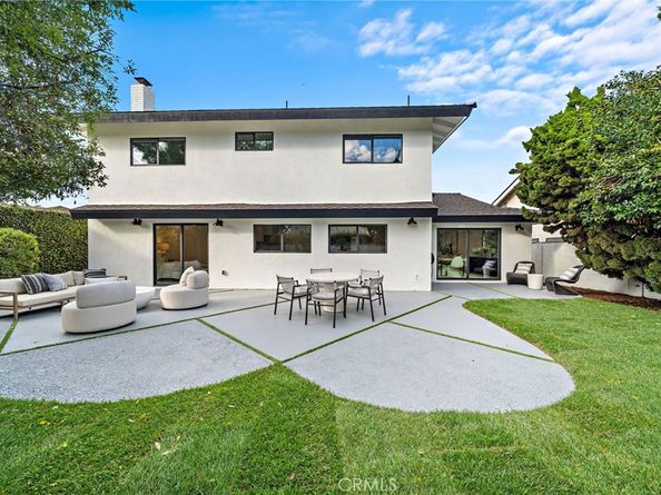 5262 Glenroy Dr, Huntington Beach CA 92649