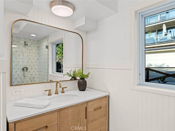 31927 Hayes Place, Laguna Beach CA 92651