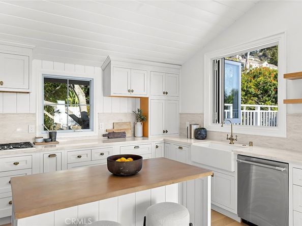 31927 Hayes Place, Laguna Beach CA 92651