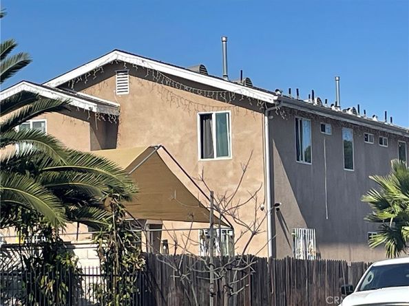 689 E 115th Street, Los Angeles CA 90059