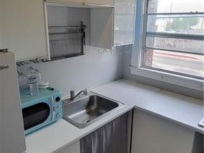 4125 S Figueroa Street 202, Los Angeles CA 90037
