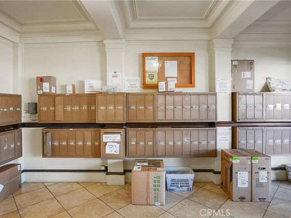 4125 S Figueroa Street 202, Los Angeles CA 90037