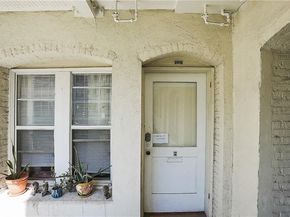 4125 S Figueroa Street 202, Los Angeles CA 90037