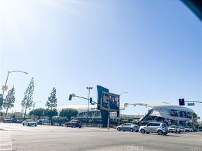 4125 S Figueroa Street 202, Los Angeles CA 90037