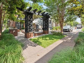 561 W Maple Avenue, Orange CA 92868