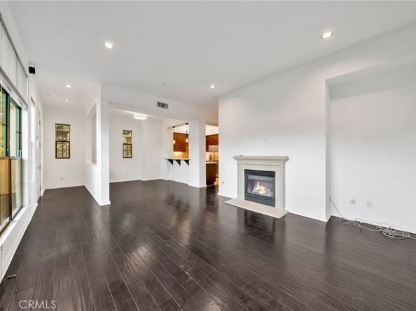 561 W Maple Avenue, Orange CA 92868