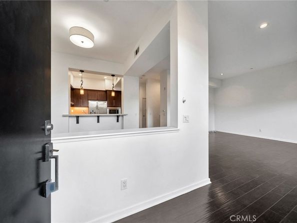 561 W Maple Avenue, Orange CA 92868