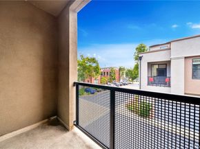561 W Maple Avenue, Orange CA 92868