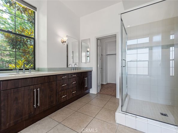 561 W Maple Avenue, Orange CA 92868