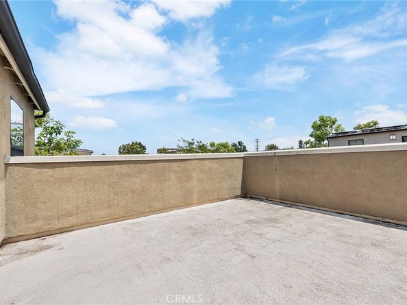561 W Maple Avenue, Orange CA 92868