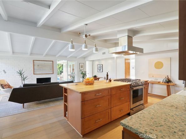 3012 Roxanne Avenue, Long Beach CA 90808