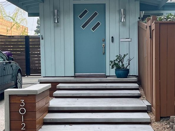 3012 Roxanne Avenue, Long Beach CA 90808