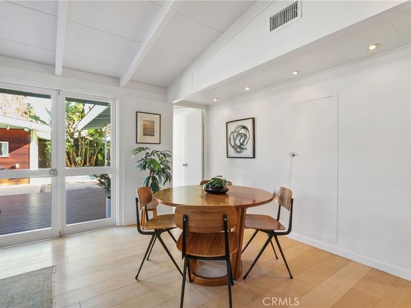 3012 Roxanne Avenue, Long Beach CA 90808