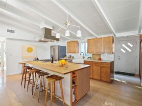 3012 Roxanne Avenue, Long Beach CA 90808