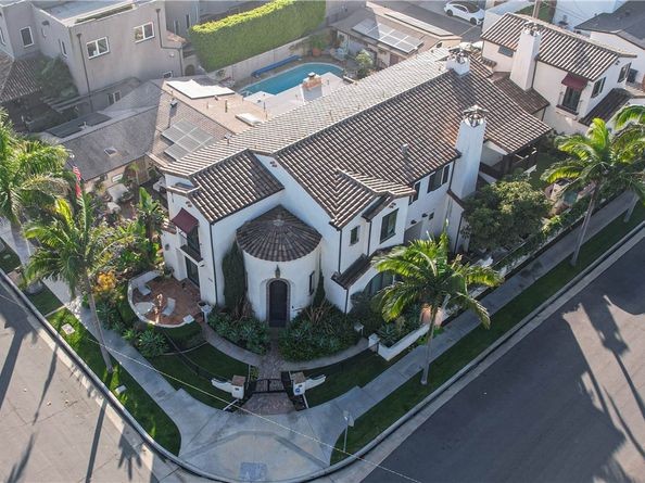 1119 Pine, Huntington Beach CA 92648