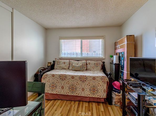 2318 W Moore Ave, Santa Ana CA 92704