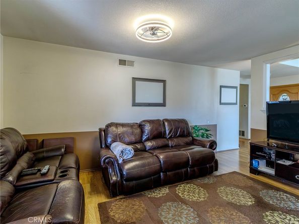 2318 W Moore Ave, Santa Ana CA 92704