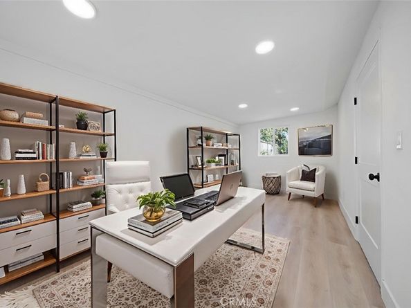 1941 Fanwood Avenue, Long Beach CA 90815
