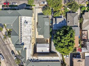 3538 London, Los Angeles CA 90026