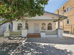 3538 London, Los Angeles CA 90026