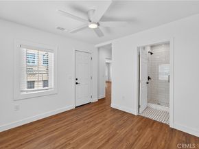 3538 London, Los Angeles CA 90026