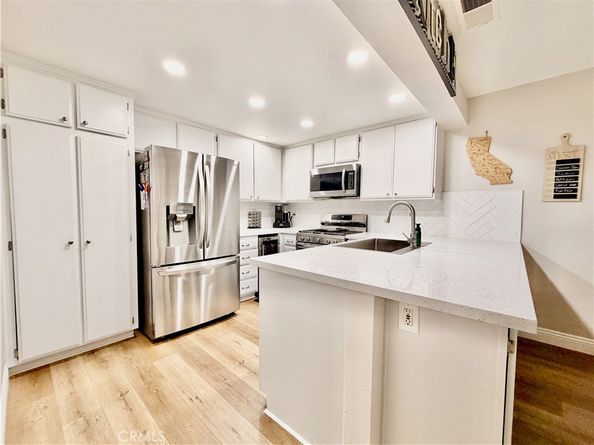 6597 E Camino Vista 2, Anaheim Hills CA 92807