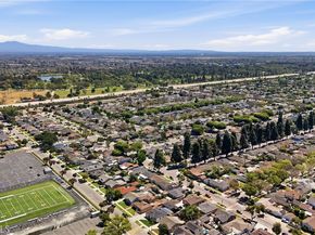 6926 E Peabody, Long Beach CA 90808